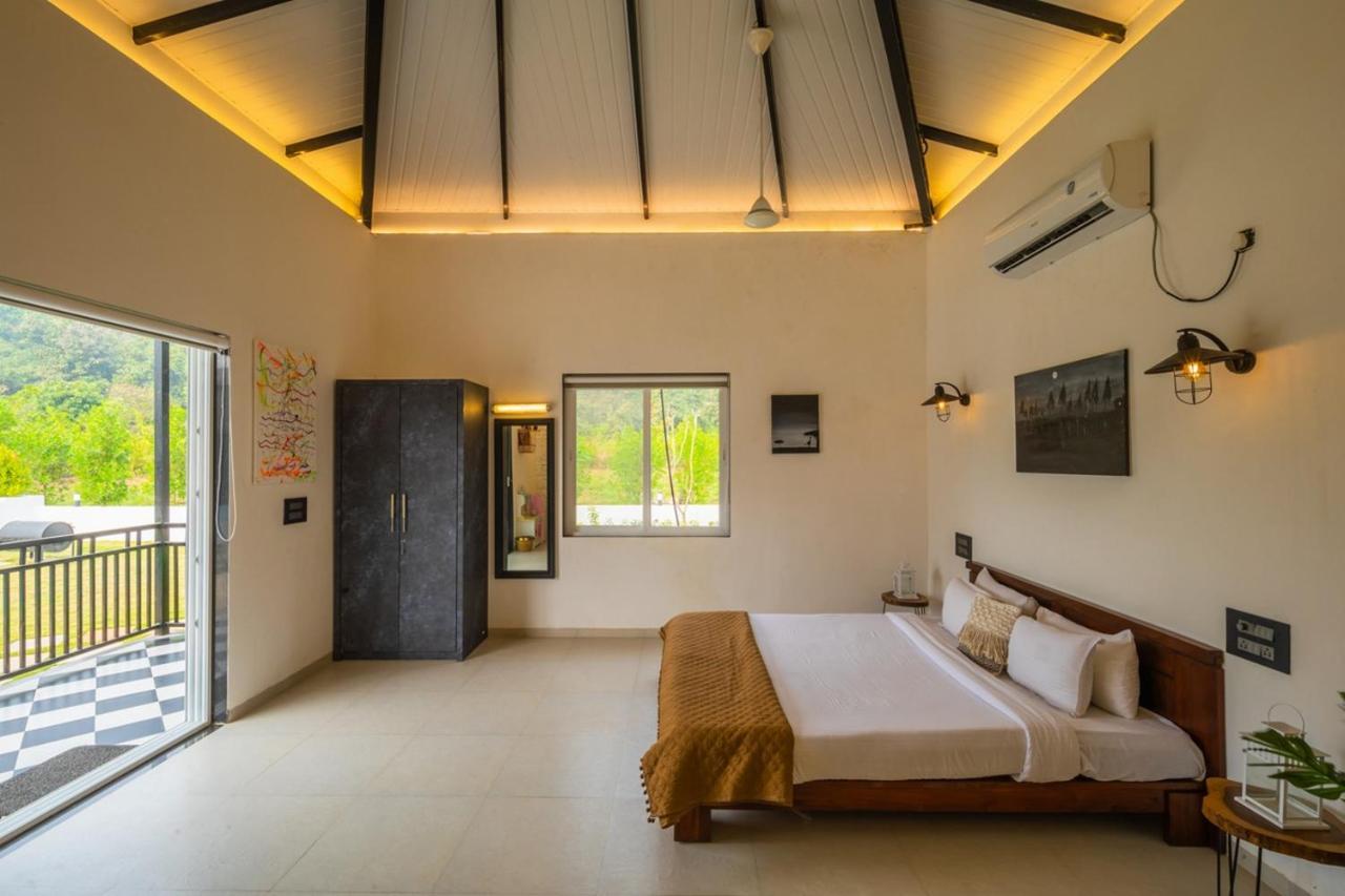 Saffronstays Turquoise Maison, Karjat Exterior photo