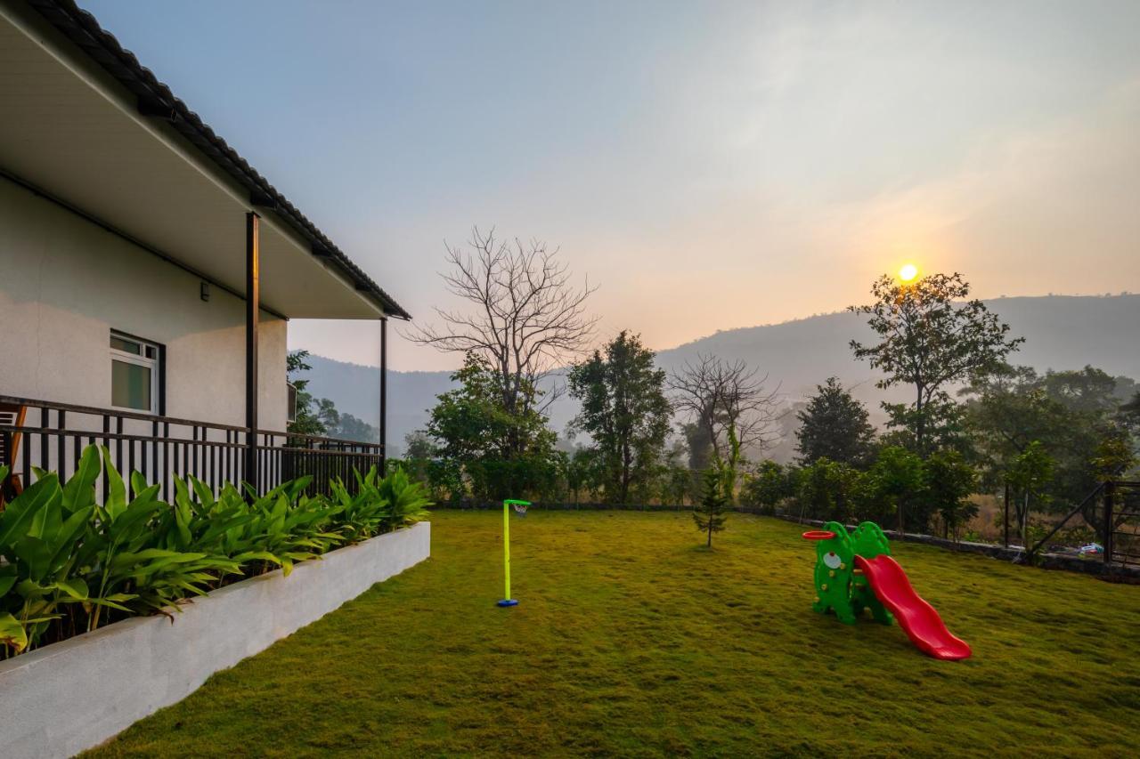Saffronstays Turquoise Maison, Karjat Exterior photo
